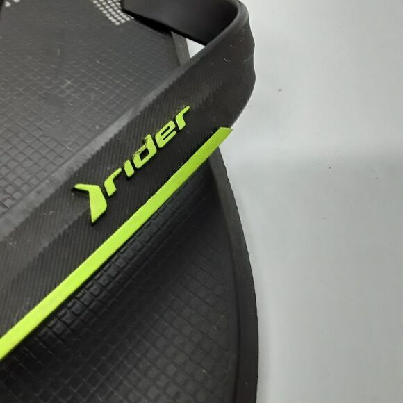 Rider Strike Graphic Men's Flip-Flops Made in Brazil Size 11 - Picture 2 of 6